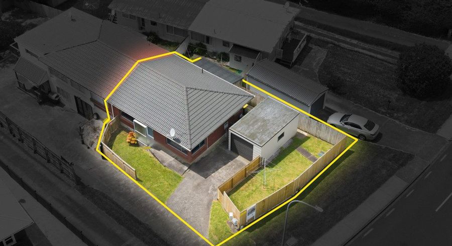  at 1/52 Nelson Street, Howick, Manukau City, Auckland