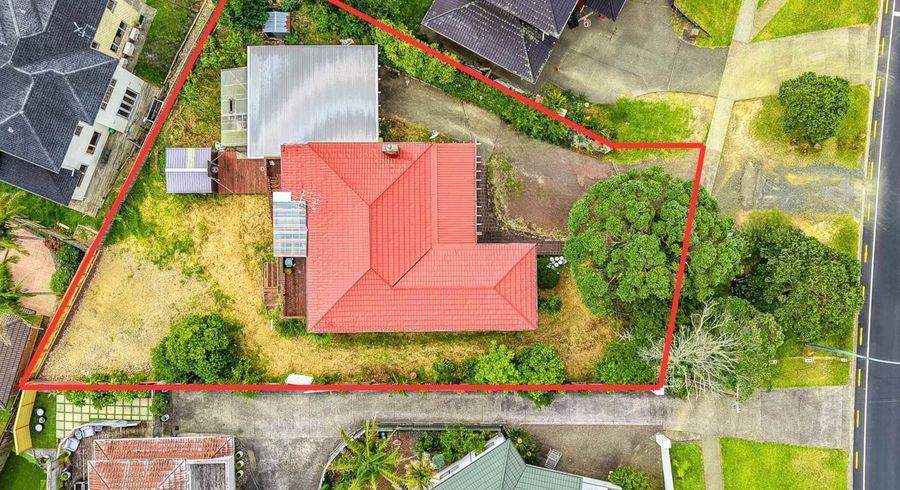  at 866 East Coast Road, Northcross, North Shore City, Auckland