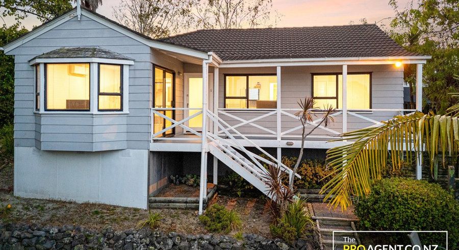  at 19 Madigan Place, Glendene, Auckland