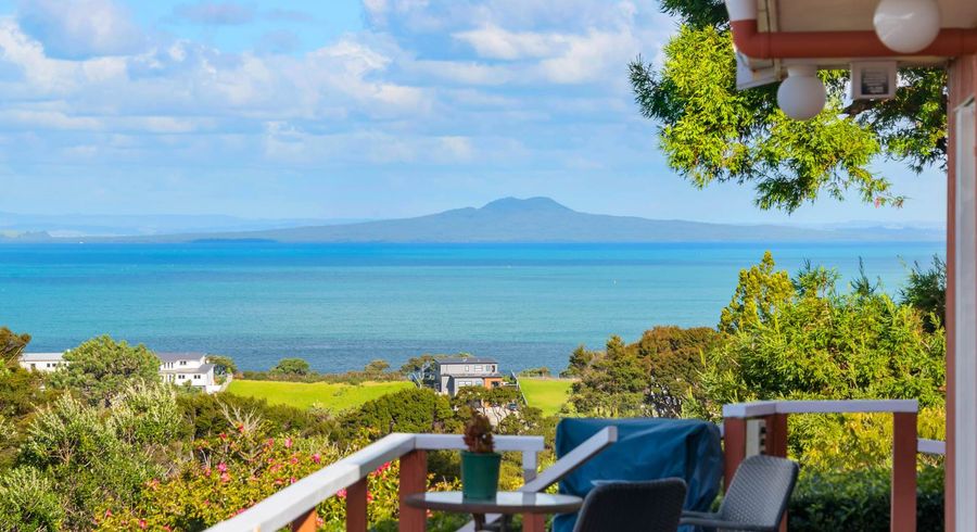  at 102 Wade River Road, Stanmore Bay, Whangaparaoa