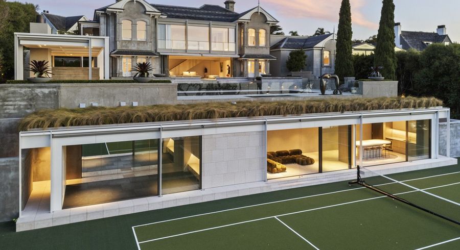  at 27 Marine Parade, Herne Bay, Auckland
