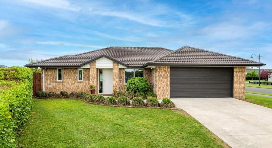  at 8 Whitney Place, Rototuna, Hamilton, Waikato