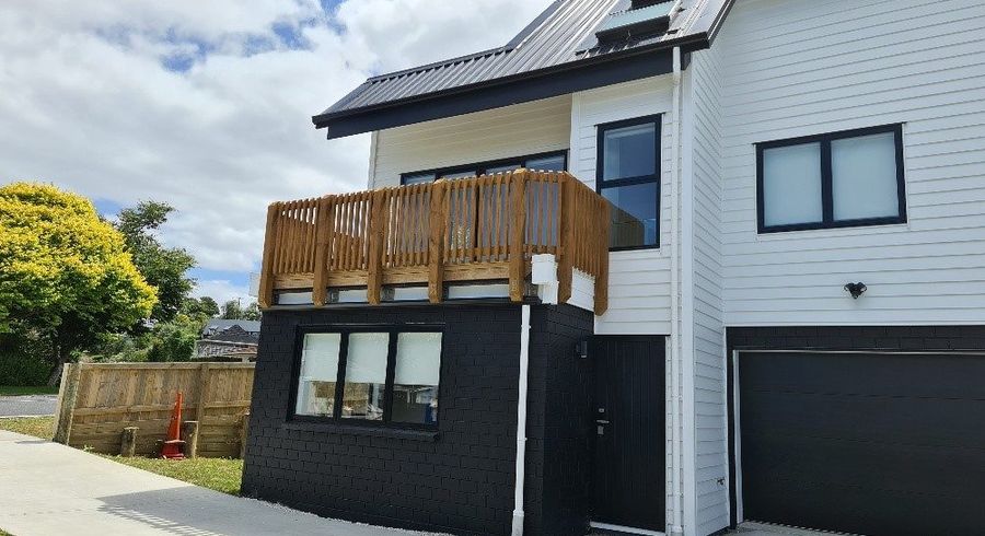  at 34a Weldene ave, Glenfield, North Shore City, Auckland