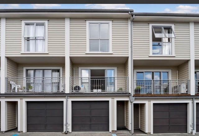  at 4/289 Shirley Road, Papatoetoe, Manukau City, Auckland