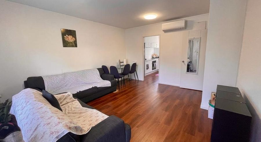  at 2/10 Hampstead Road, Sandringham, Auckland