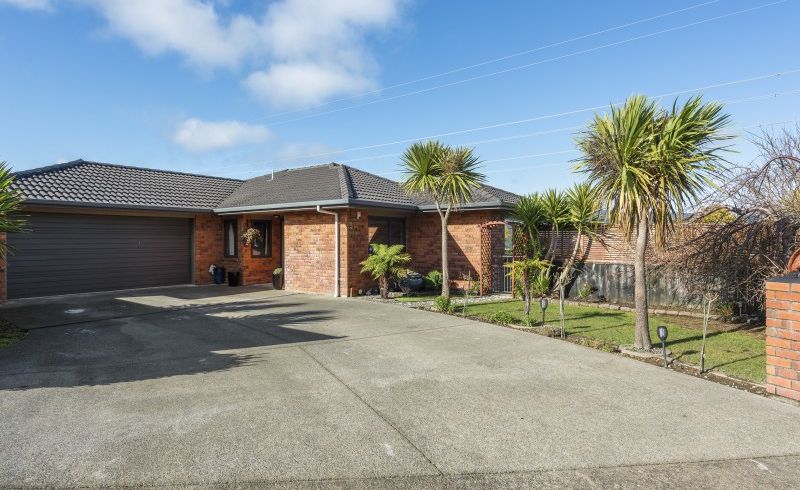  at 46 Percy Kinsman Crescent, Riverstone Terraces, Upper Hutt