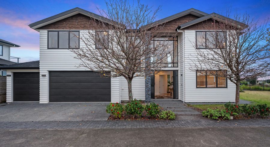  at 40 Te Oneroa Way, Long Bay, North Shore City, Auckland
