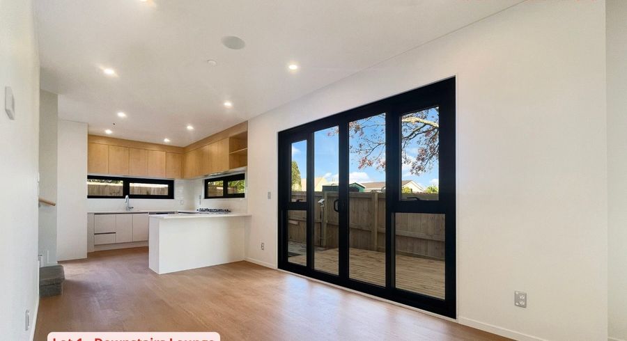  at 3 Farwood Drive, Henderson, Waitakere City, Auckland