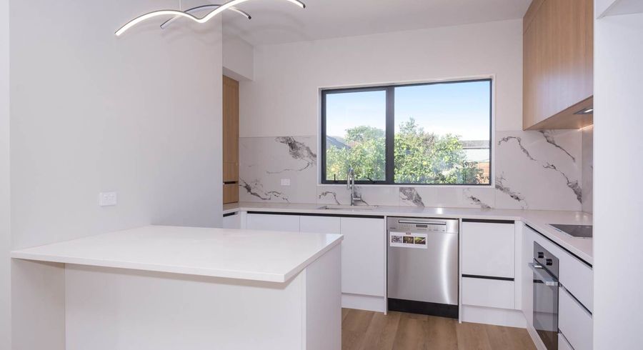  at 9/15 Thornton Road, Milford, North Shore City, Auckland