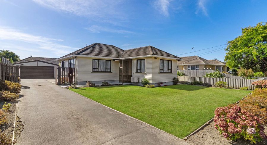  at 5 Bideford Place, Dallington, Christchurch