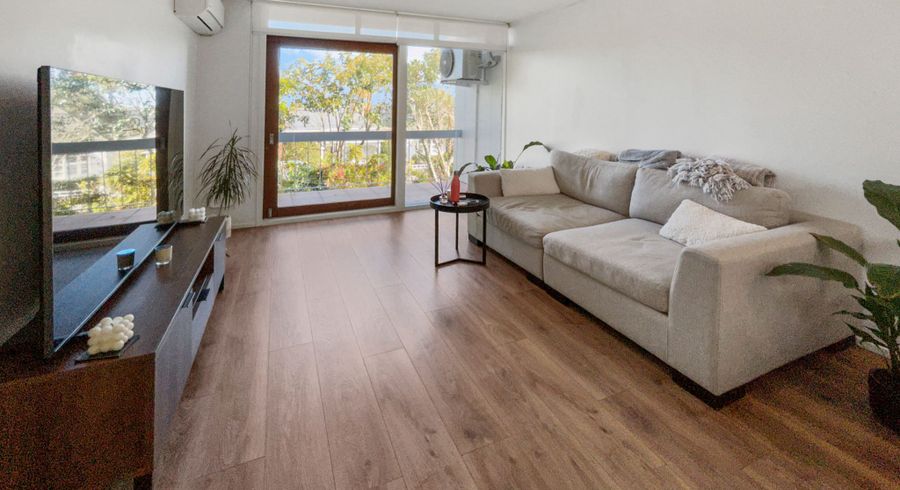  at 8/37 Edenvale Crescent, Mount Eden, Auckland City, Auckland