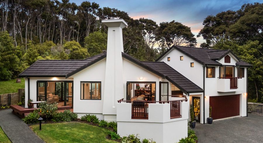  at 18 Daldys Bush Lane, Bayview, North Shore City, Auckland