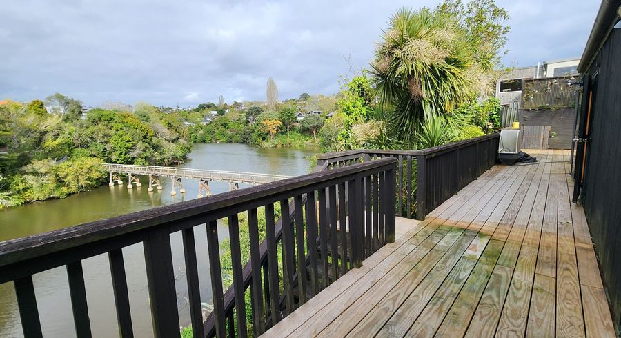  at 20B Macpherson Street, Meadowbank, Auckland City, Auckland