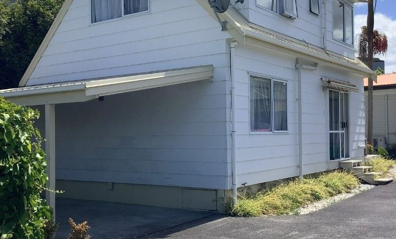  at 17 Ocean View Road, Milford, Auckland