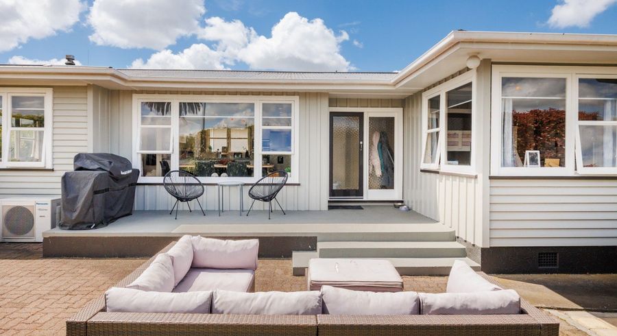  at 2 Anzio Place, Awapuni, Palmerston North, Manawatu / Whanganui