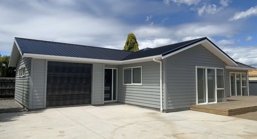  at 28 Sussex Street, Levin, Levin