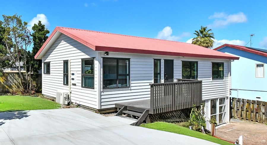  at 2/29 Earlsworth Road, Mangere East, Manukau City, Auckland