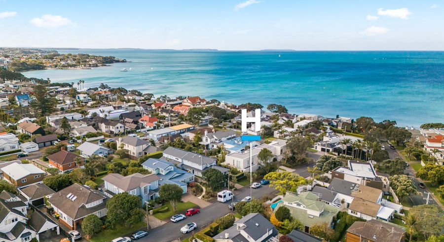  at 13 Cameron Street, Takapuna, North Shore City, Auckland