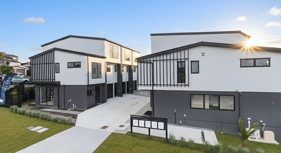  at 68 Triangle Road, Massey, Waitakere City, Auckland