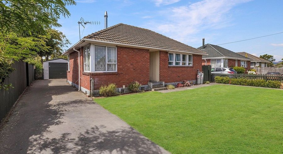  at 6 Avro Crescent, Hornby, Christchurch City, Canterbury