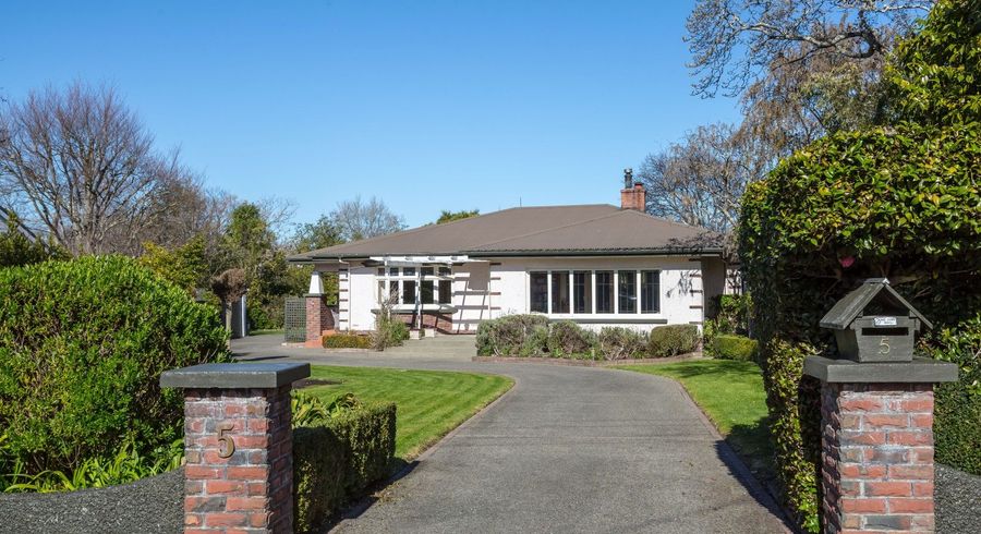  at 5 Terrace End, Lansdowne, Masterton