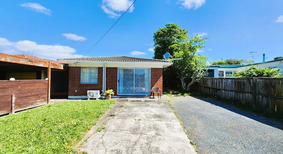  at 2 Riverlea Avenue, Pakuranga, Manukau City, Auckland