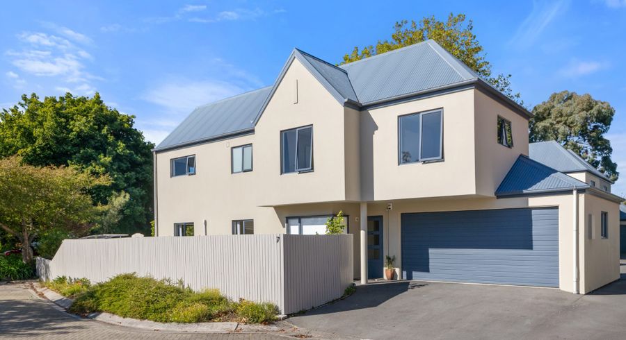  at 7 Parade Court, Addington, Christchurch City, Canterbury