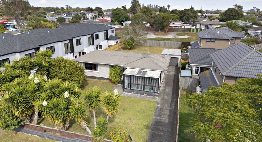  at 4 Mckean Avenue, Manurewa, Manukau City, Auckland