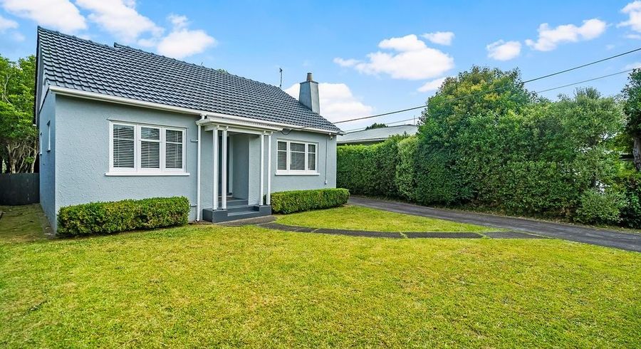  at 121 Titirangi Road, New Lynn, Auckland
