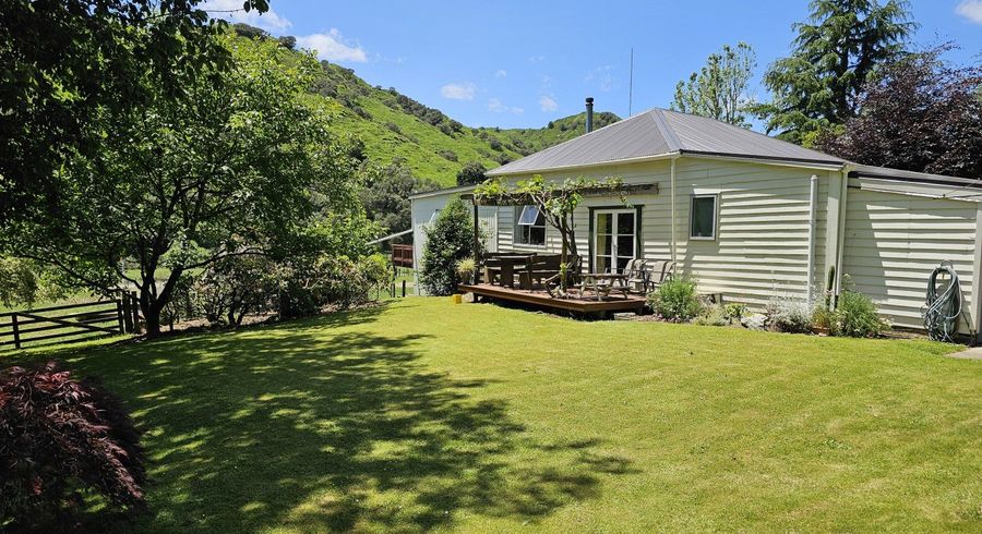  at 869 Junction Road, Inglewood, New Plymouth, Taranaki