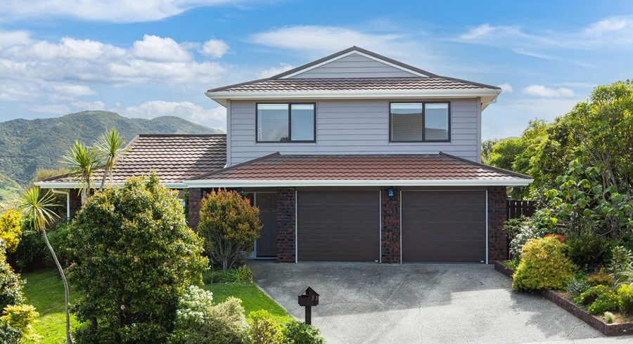  at 33 Satara Crescent, Khandallah, Wellington