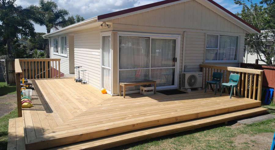  at 18 Normandy Place, Henderson, Waitakere City, Auckland