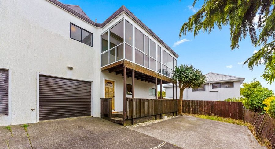  at 3/14 Wernham Place, Northcote, Auckland