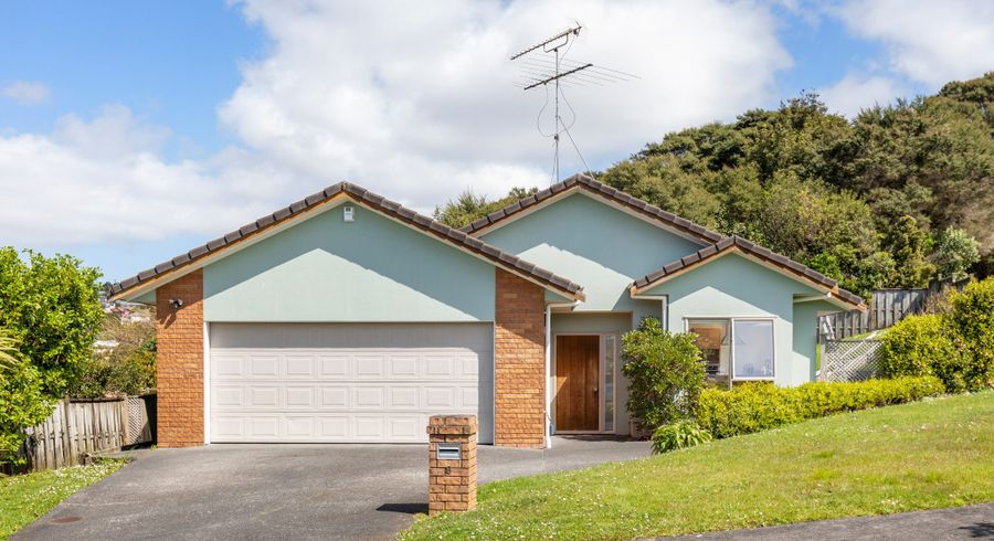 at 8 Devana Court, Torbay, Auckland