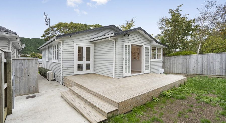  at 166 Wellington Road, Wainuiomata, Lower Hutt