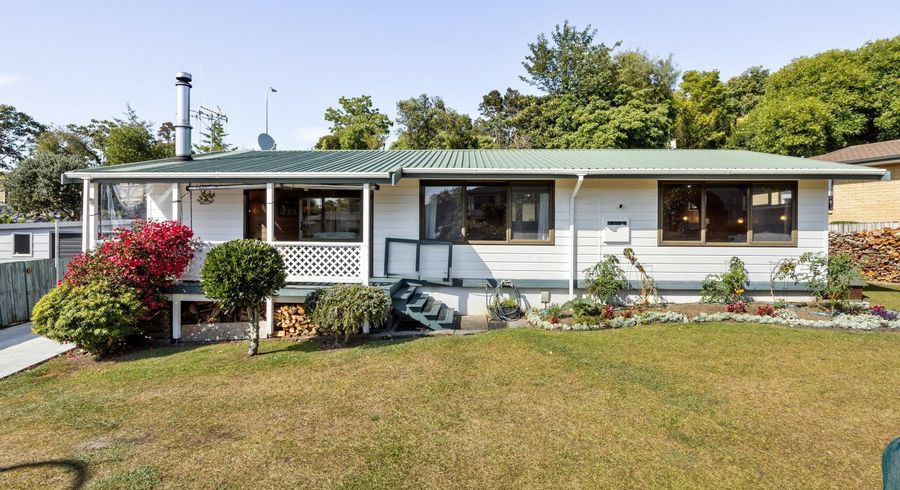  at 15 Esmae Place, Dinsdale, Hamilton