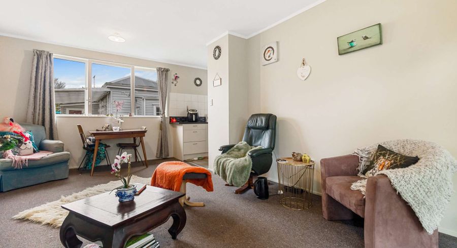  at 5/271 River Road, Claudelands, Hamilton