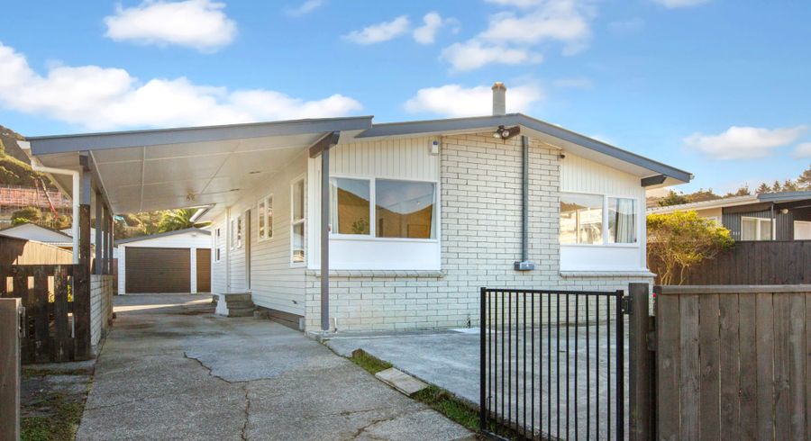  at 253 Wellington Road, Wainuiomata, Lower Hutt, Wellington