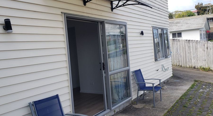  at 81 Archers Road, Hillcrest, North Shore City, Auckland