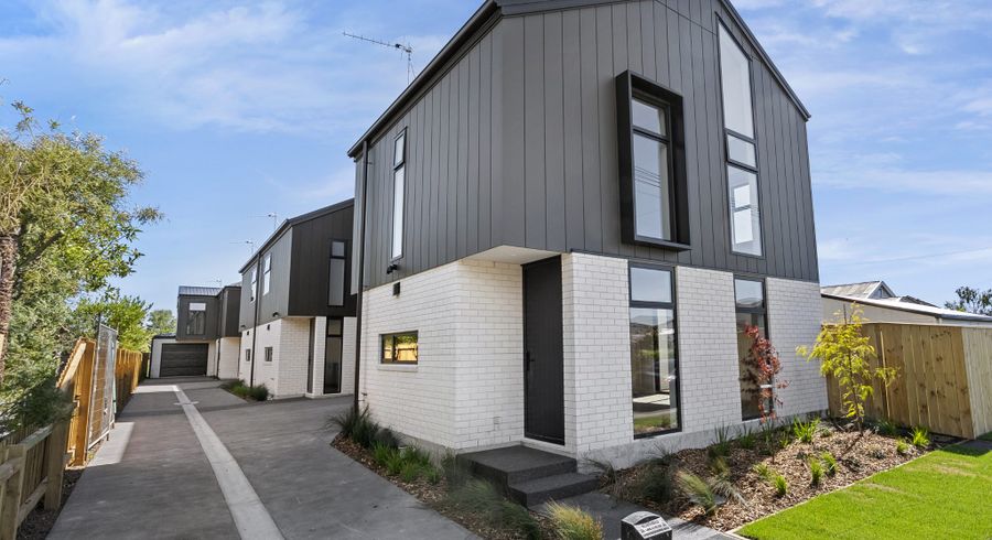  at 2/39 Vagues Road, Northcote, Christchurch City, Canterbury