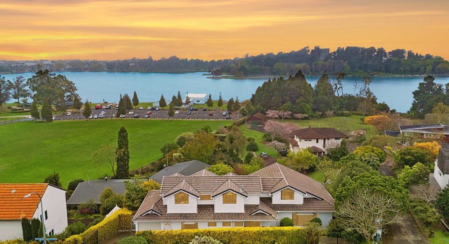  at 150 Lake Crescent, Hamilton Lake, Hamilton, Waikato