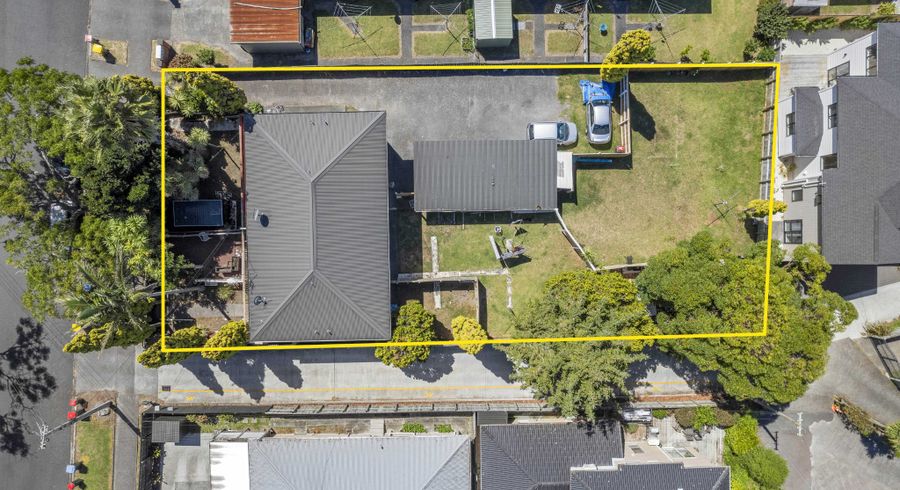  at 86 Canal Road, Avondale, Auckland City, Auckland