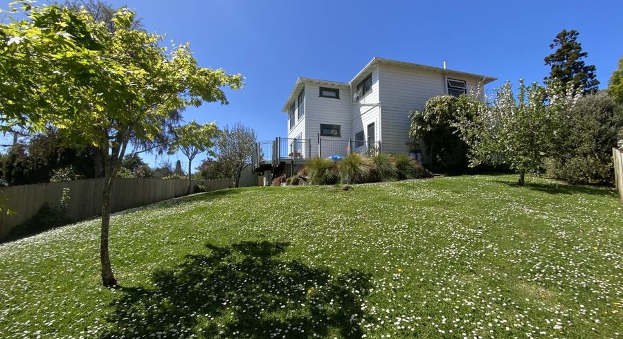  at 18 Howard Street, Macandrew Bay, Dunedin