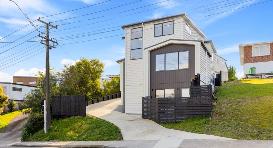  at 68 Sunnynook Road, Sunnynook, North Shore City, Auckland