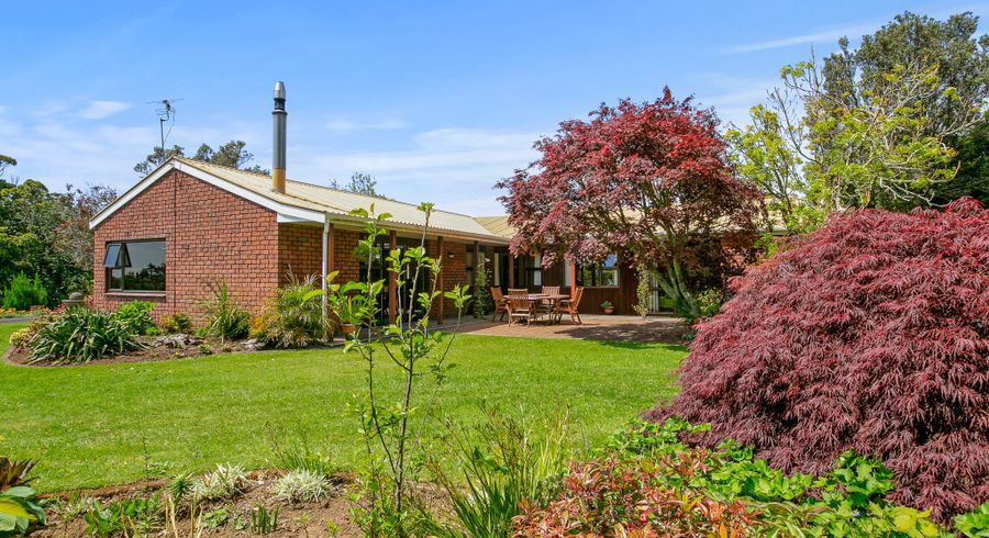  at 44 Ridgewood Drive, Ridgewood, New Plymouth