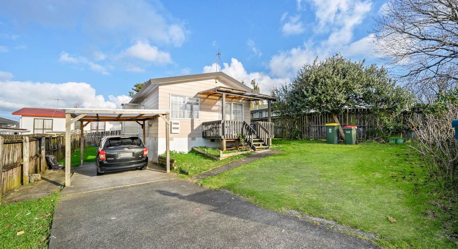  at 2/78 Palmers Road, Clendon Park, Auckland
