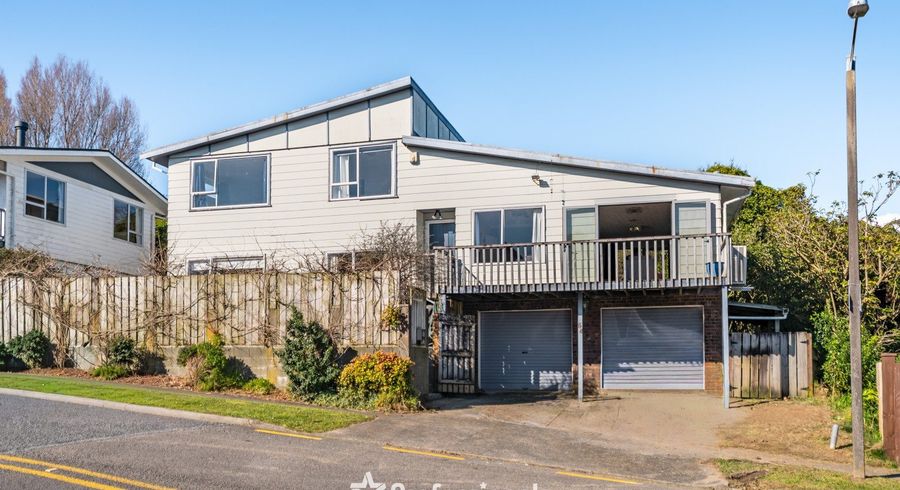  at 54 Lord Street, Stokes Valley, Lower Hutt, Wellington