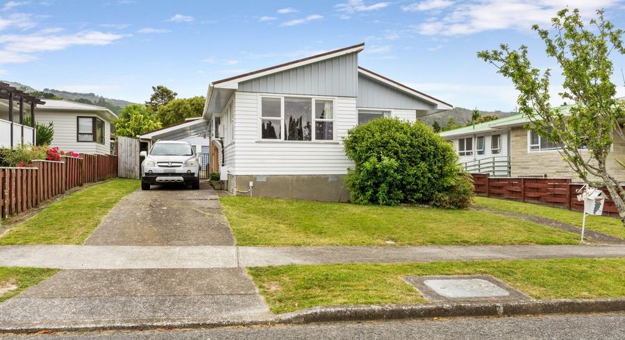  at 18 Tanekaha Street, Stokes Valley, Lower Hutt