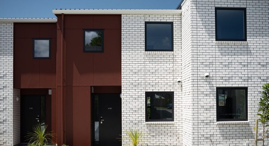  at 2 Balfron Avenue, Mount Roskill, Auckland City, Auckland