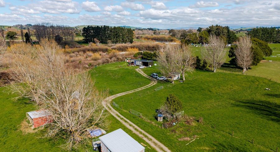  at 180 Pukemiku Road, Pahiatua, Tararua, Manawatu / Whanganui